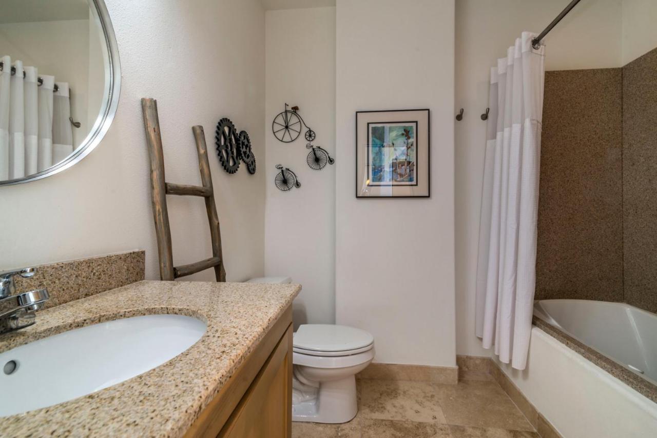 Ferienwohnung Sea Deuce By The Ocean Galveston Exterior foto